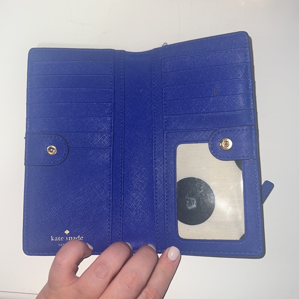 Kate Spade Wallet - Picture 2 of 4